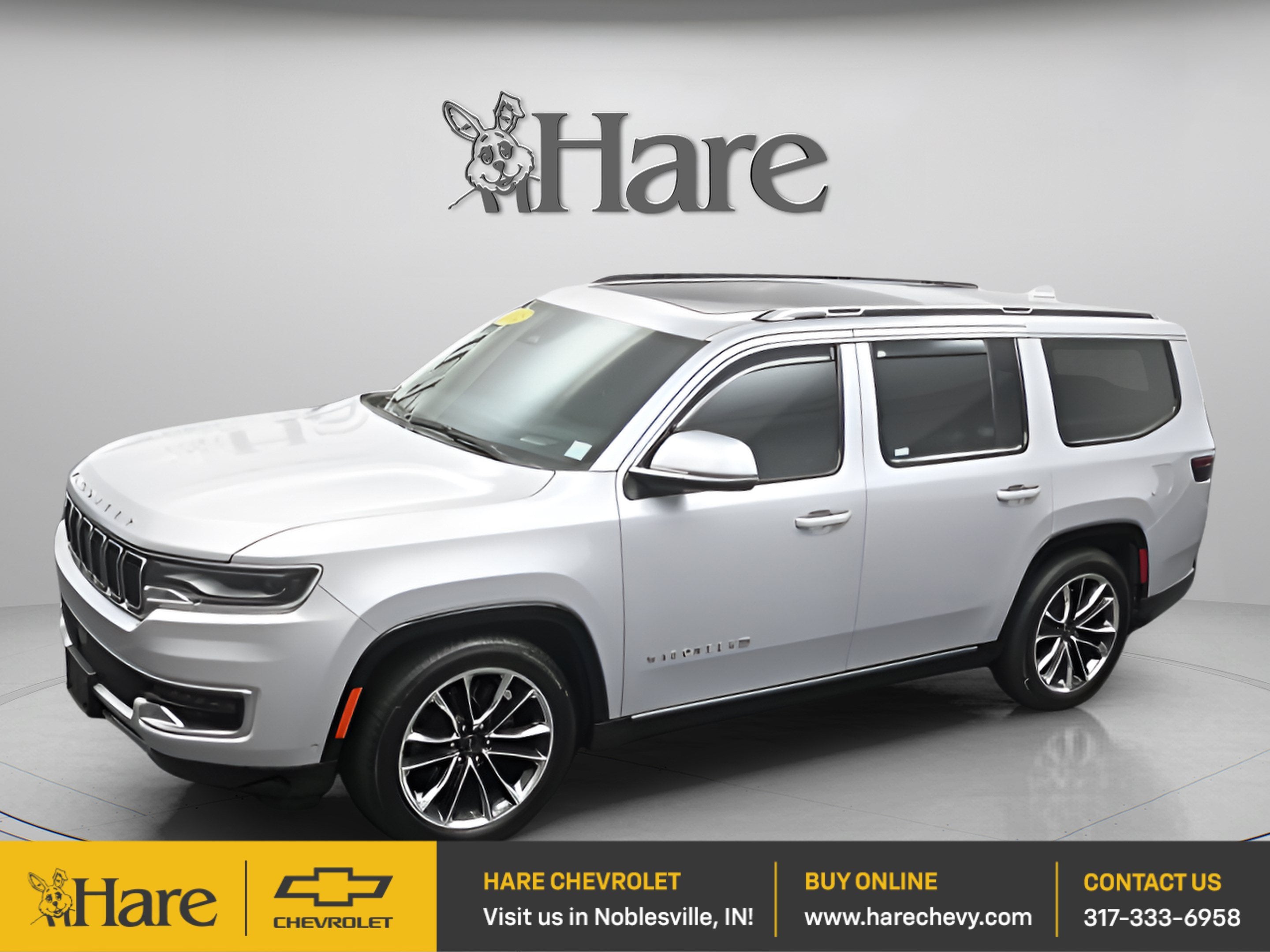 2022 Jeep Wagoneer Series III 4x4 in Silver — front three-quarter view