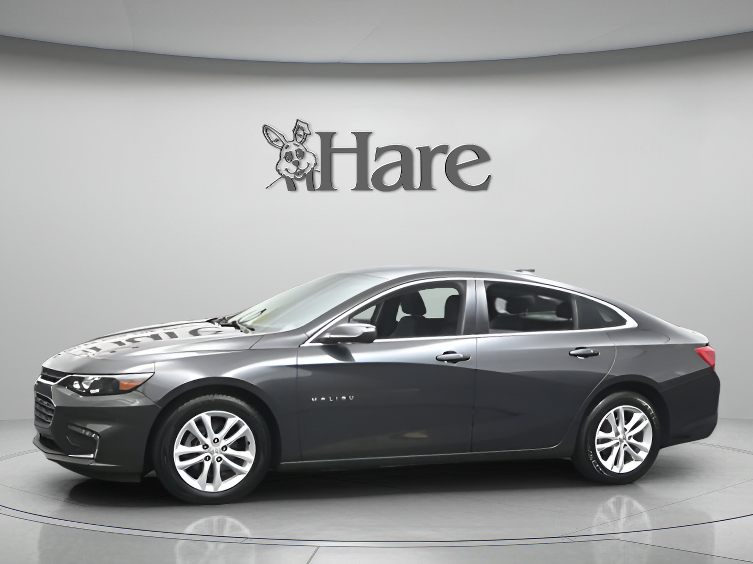 2018 Chevrolet Malibu — side profile view