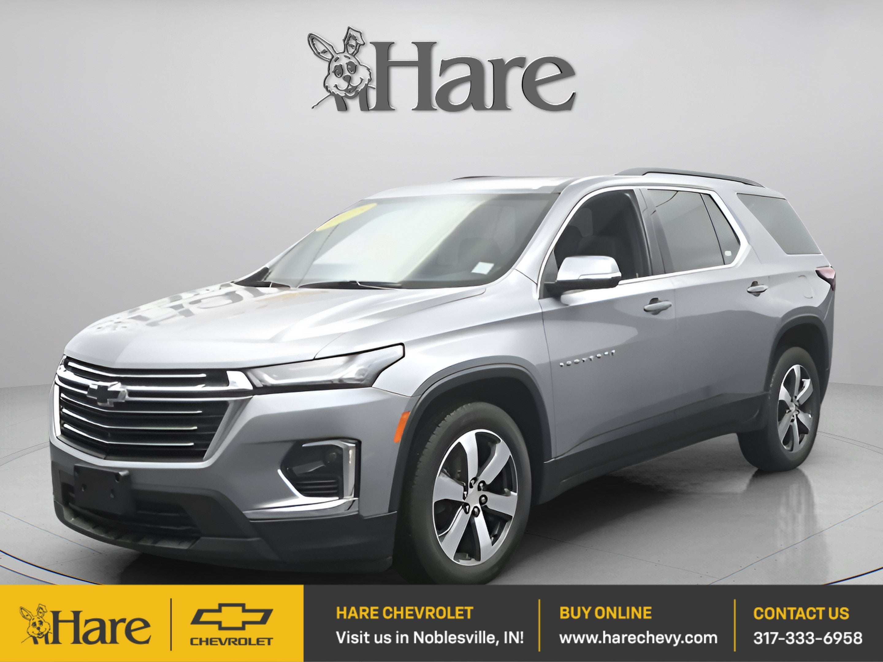 2023 Chevrolet Traverse LT Leather in Sterling Gray Metallic — front three-quarter view