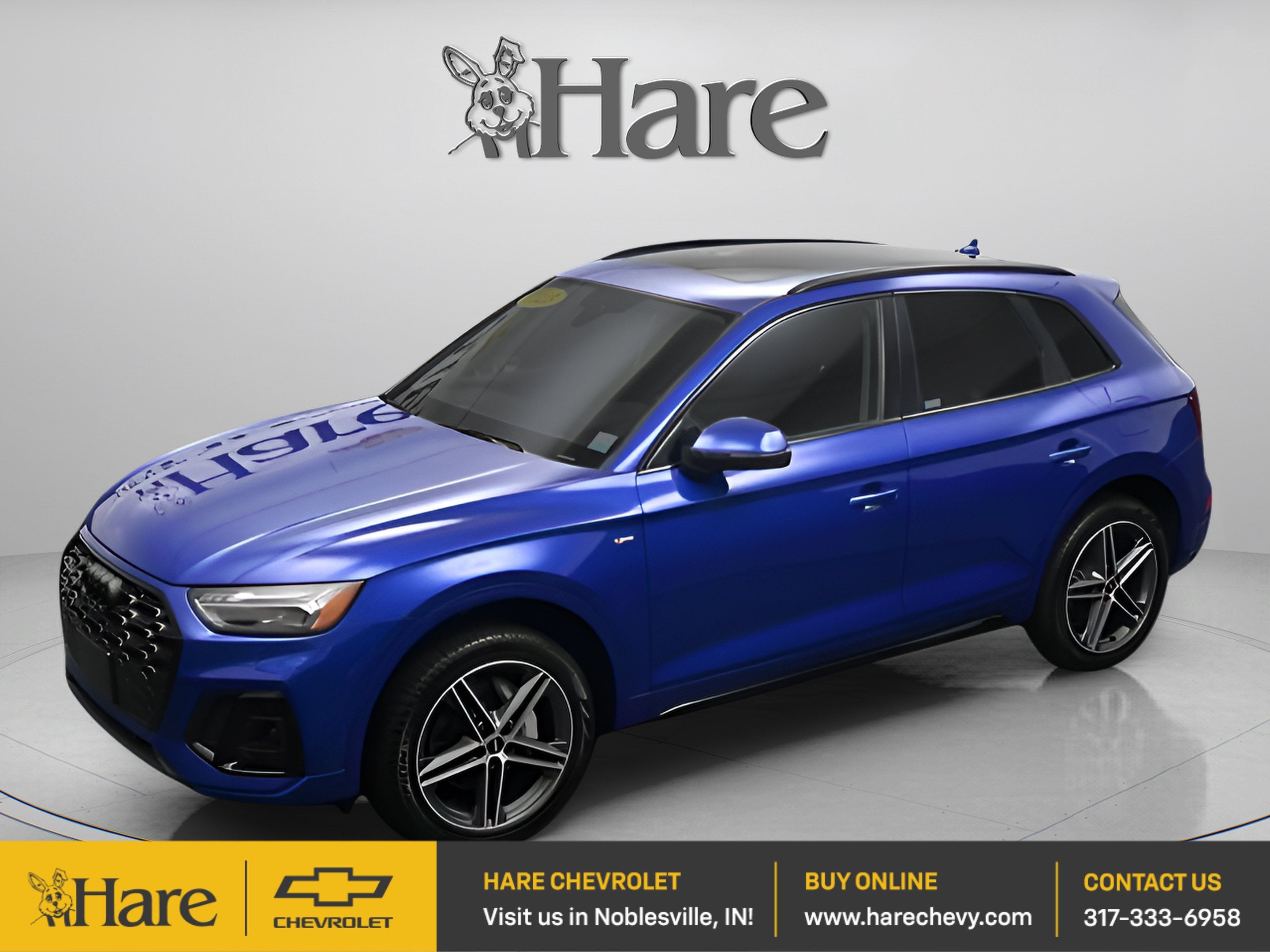 2023 Audi Q5 Prestige 55 TFSI e S line quattro S tronic in Blue — front three-quarter view