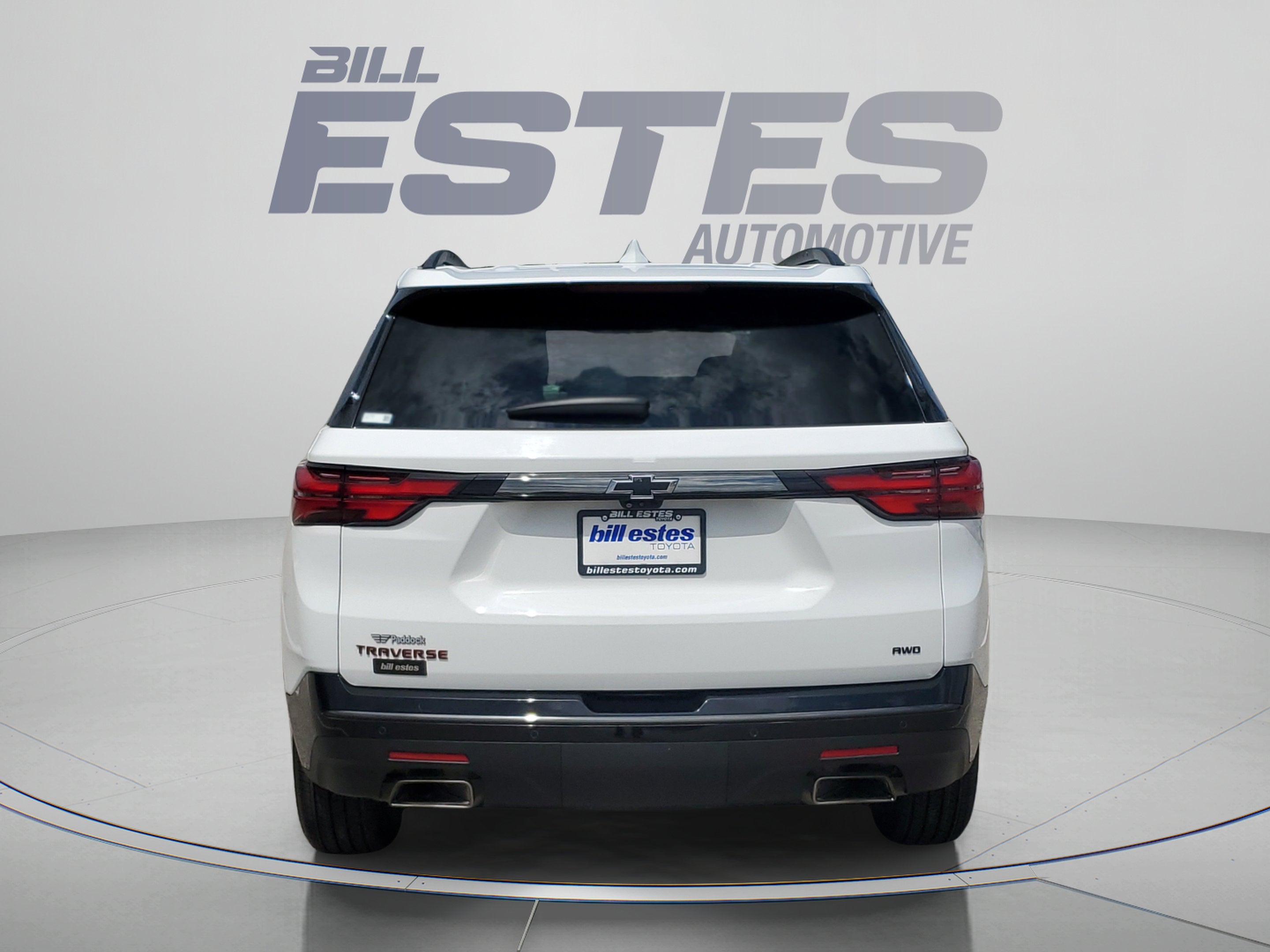 2022 Chevrolet Traverse — rear three-quarter view