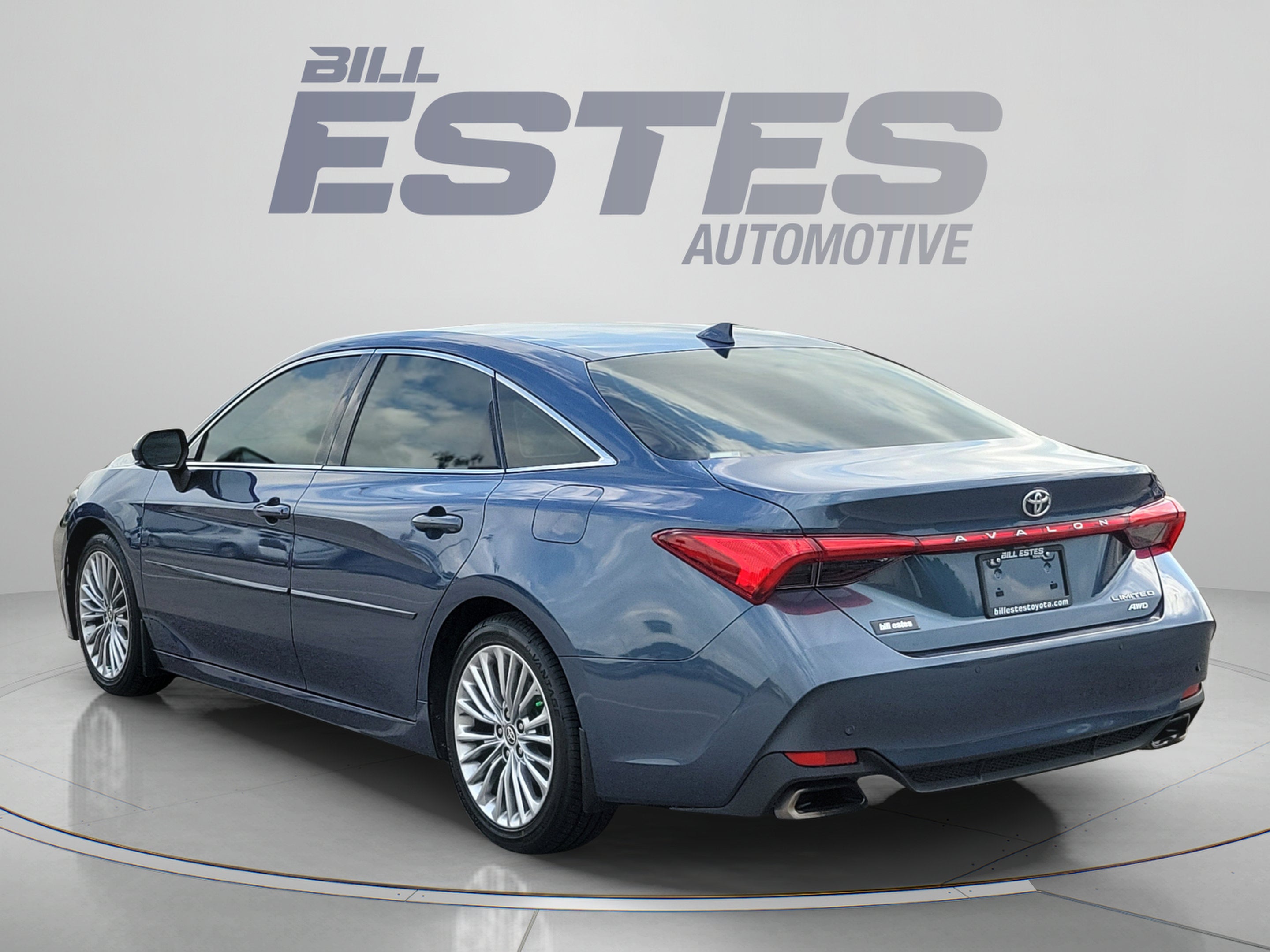 2021 Toyota Avalon — side profile view